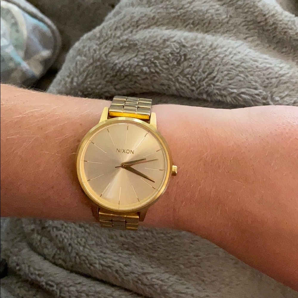 Nixon Movin’ Out Kensington Watch